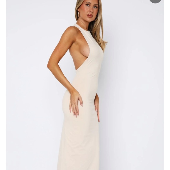 White Fox Boutique Cream Backless Dress - Picture 3 of 4